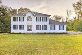 Tobyhanna Home with Spacious Yard and Fire Pit!